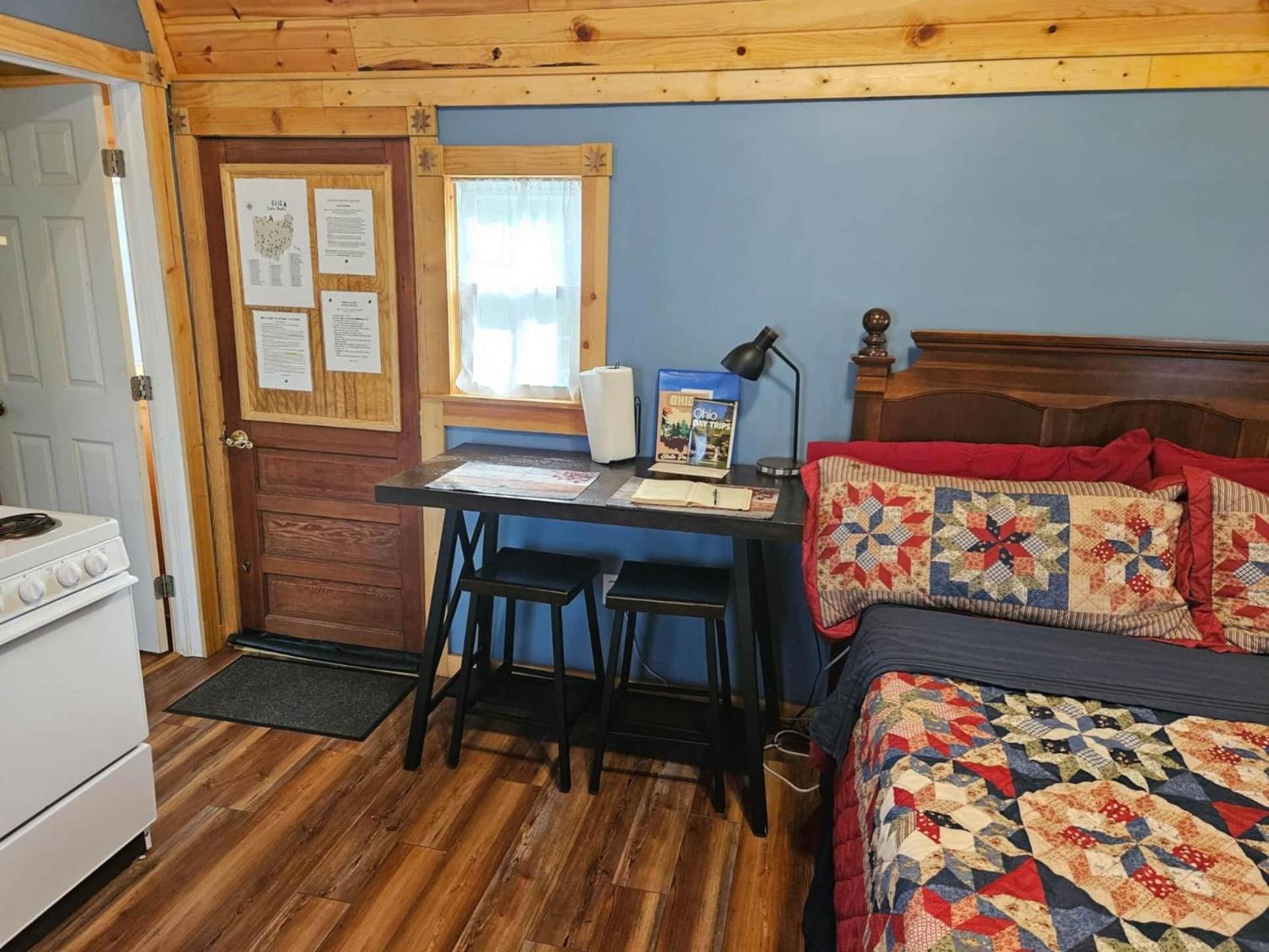Acorn Cottage At Hocking Vacations Logan Εξωτερικό φωτογραφία