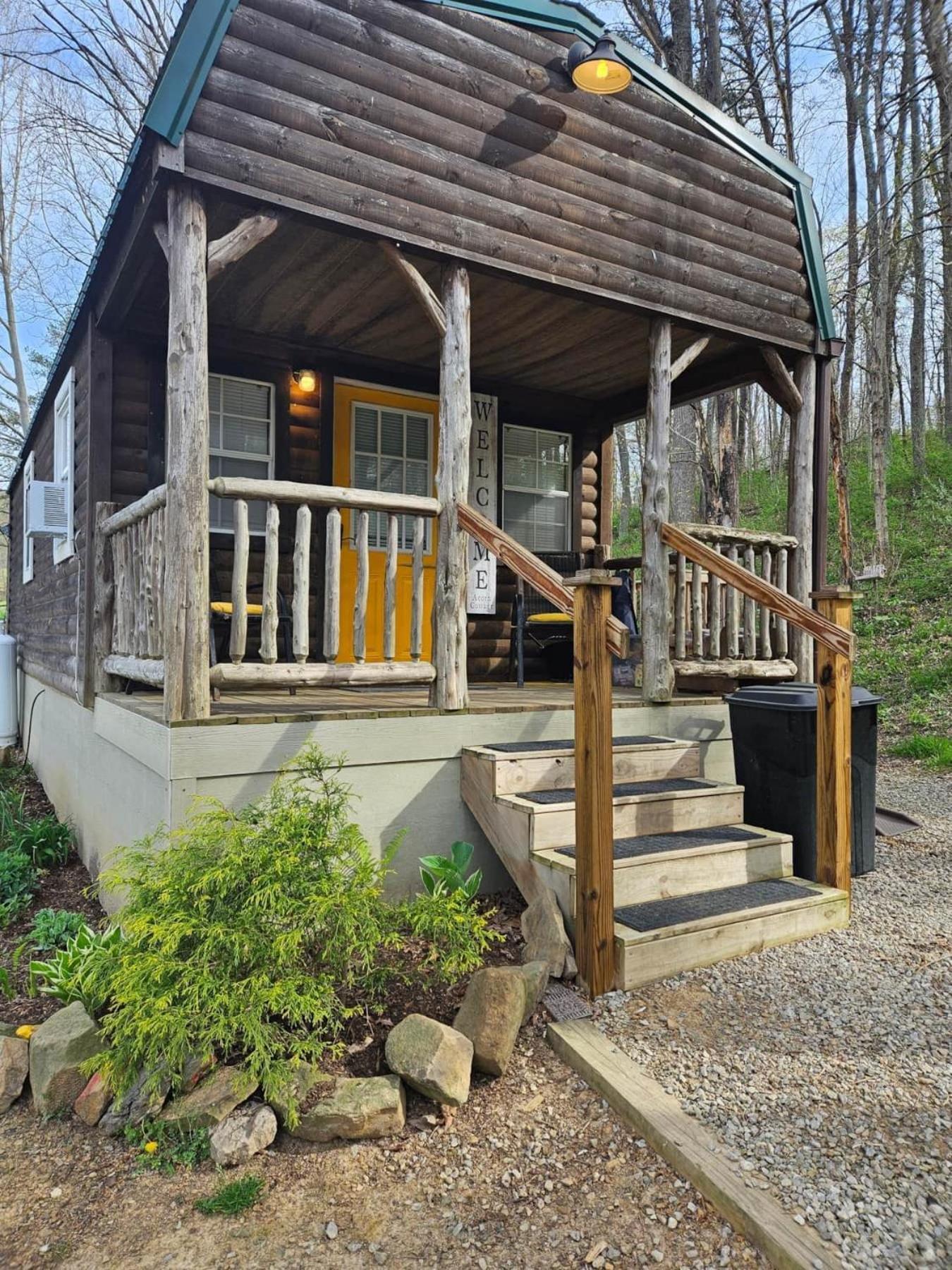 Acorn Cottage At Hocking Vacations Logan Εξωτερικό φωτογραφία